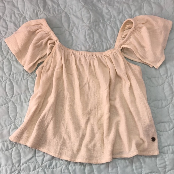 2/$30 Roxy top - Picture 2 of 4